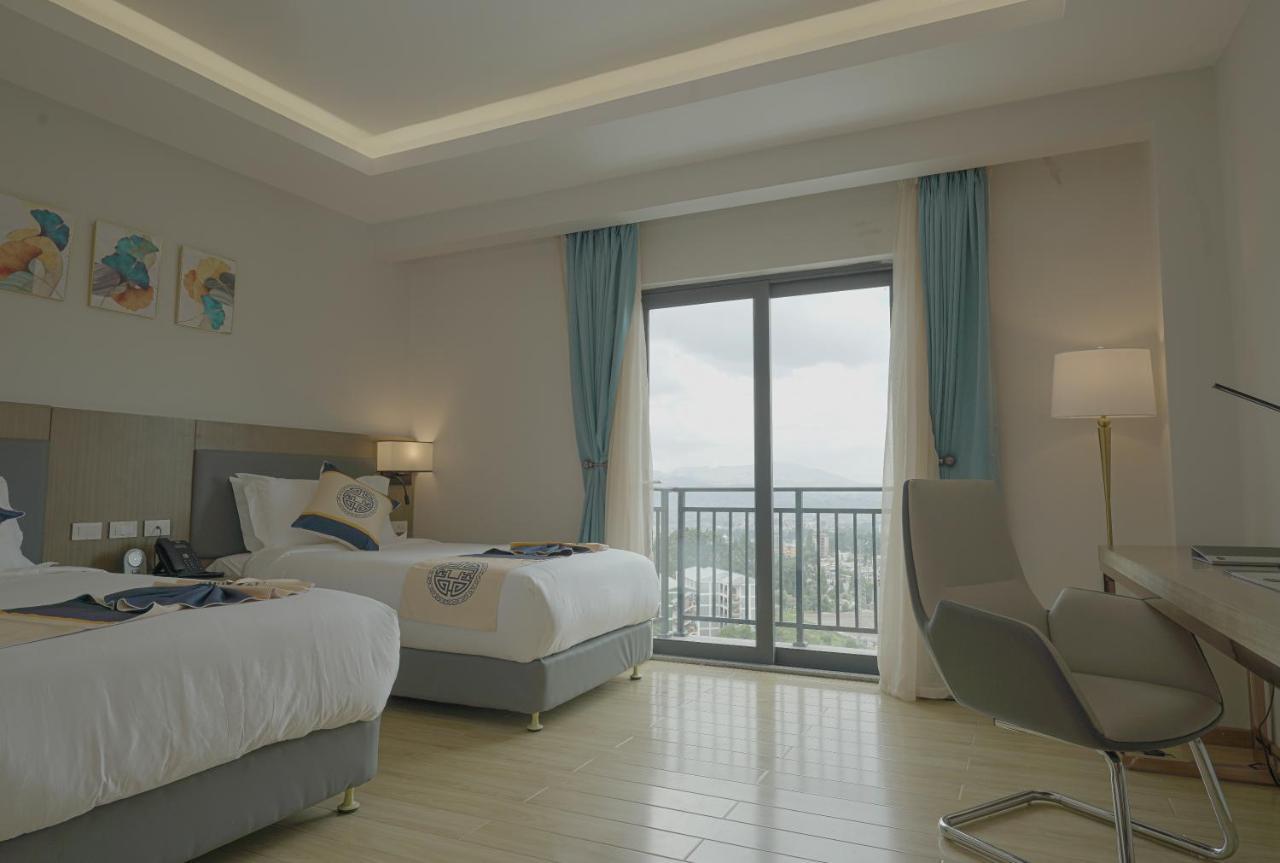 Stay Easy Plus Hotel Addis Abeba Buitenkant foto